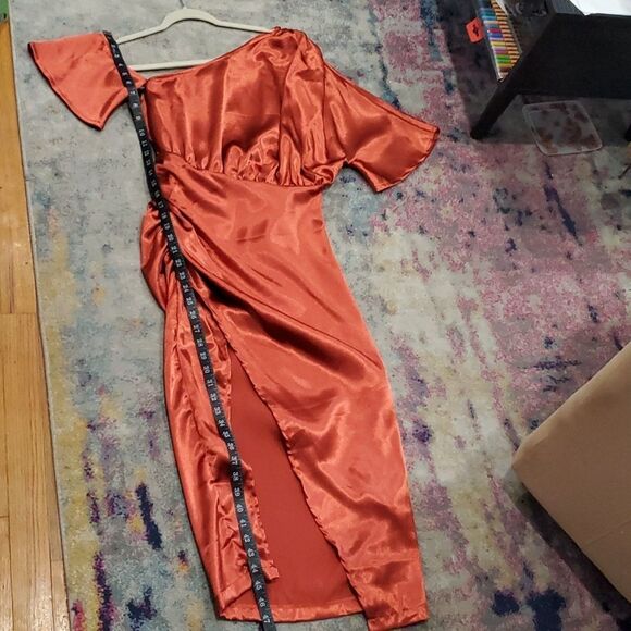 Pretty Little Thing Satin Midi Dress in Rust Size 4 - Picture 8 of 11